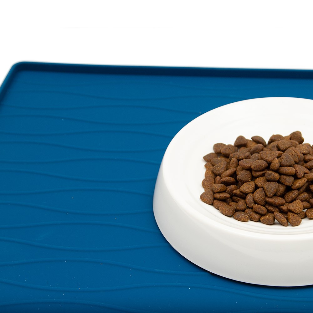 Great&Small Blue Silicone Food Mat with Waves